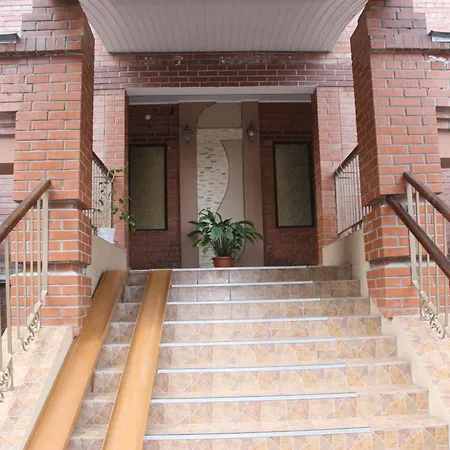 7 Sky Klinicheskaya Street Hotel 3*