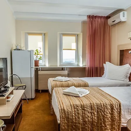 7 Sky Klinicheskaya Street Hotel