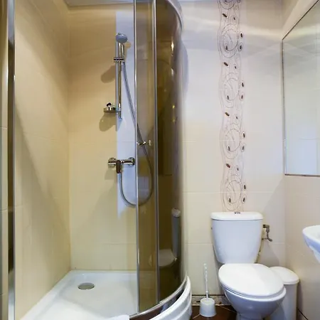 7 Sky Klinicheskaya Street 3*